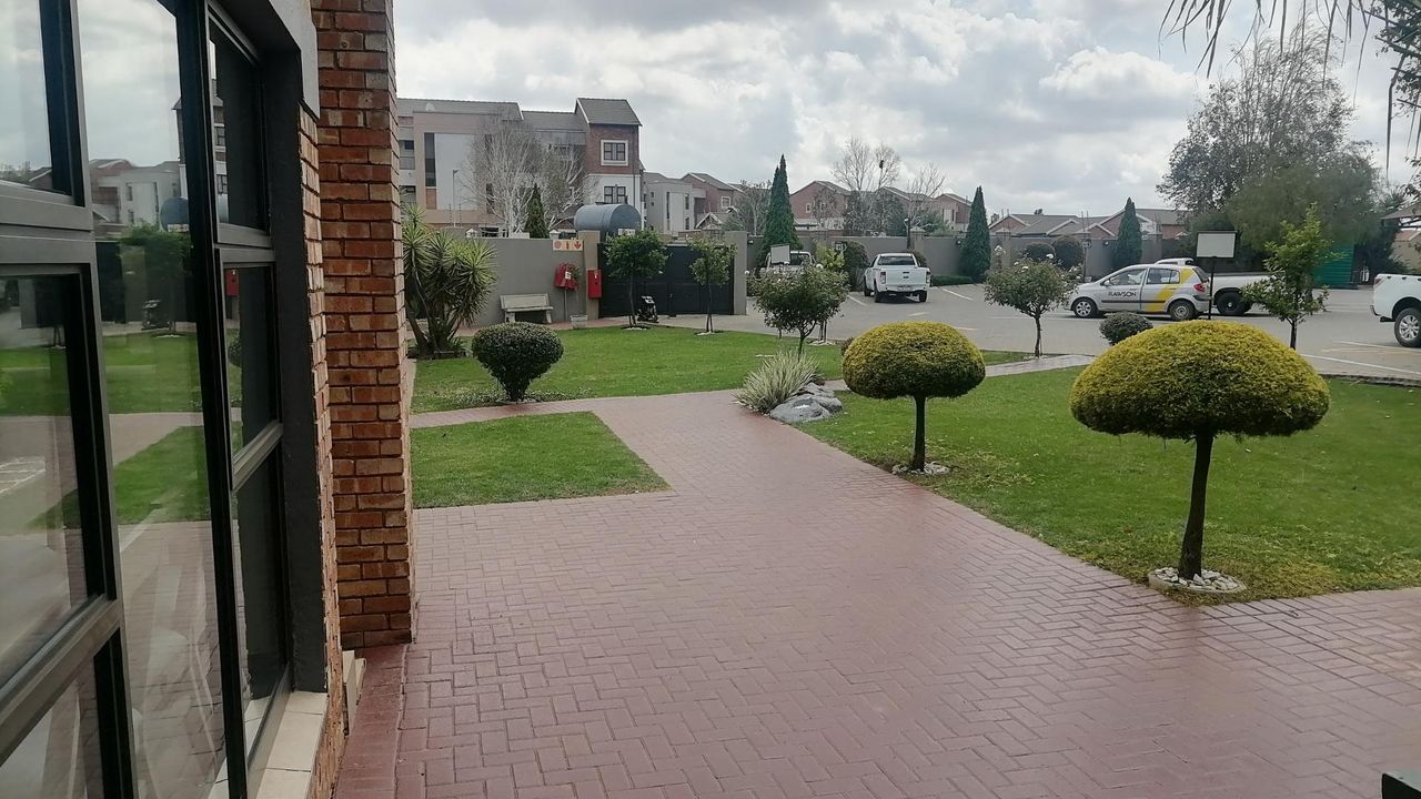 Photo 8 of 13
