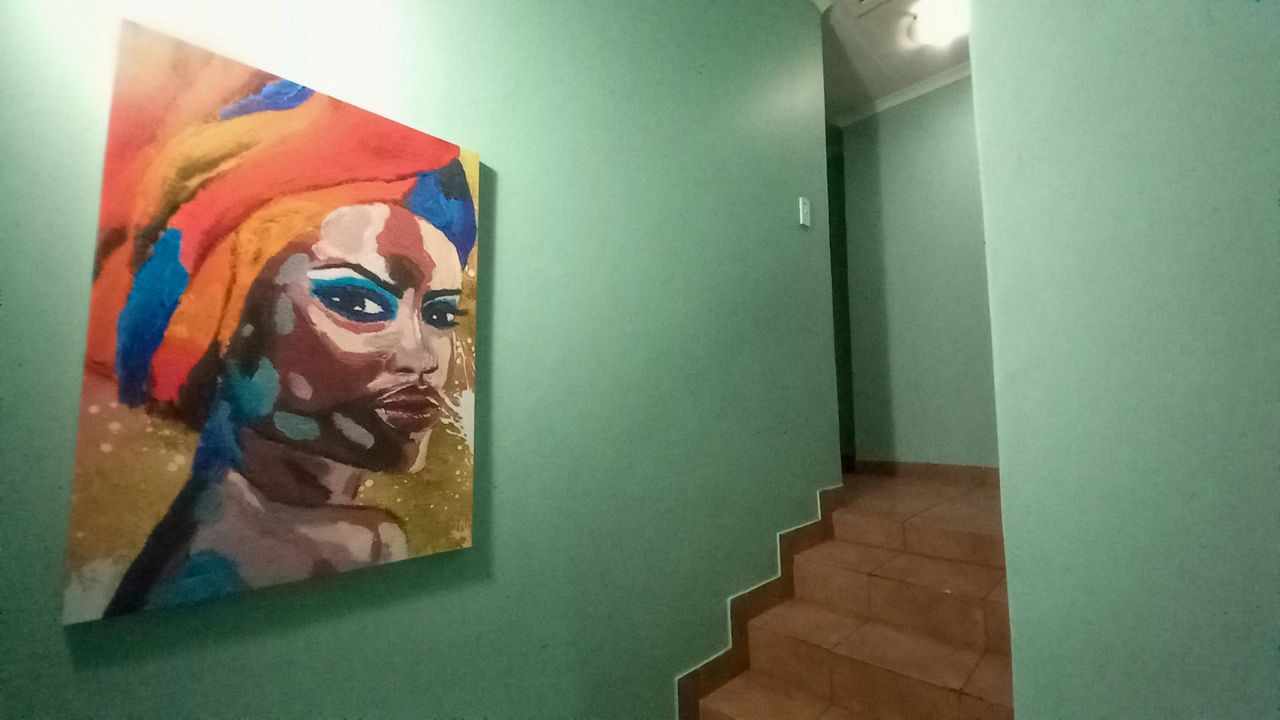 Photo 9 of 21