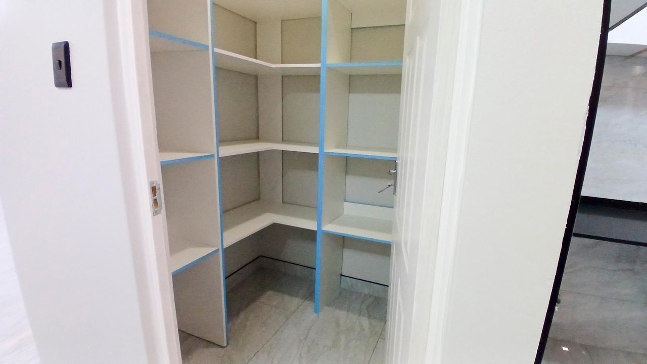 Photo 10 of 22