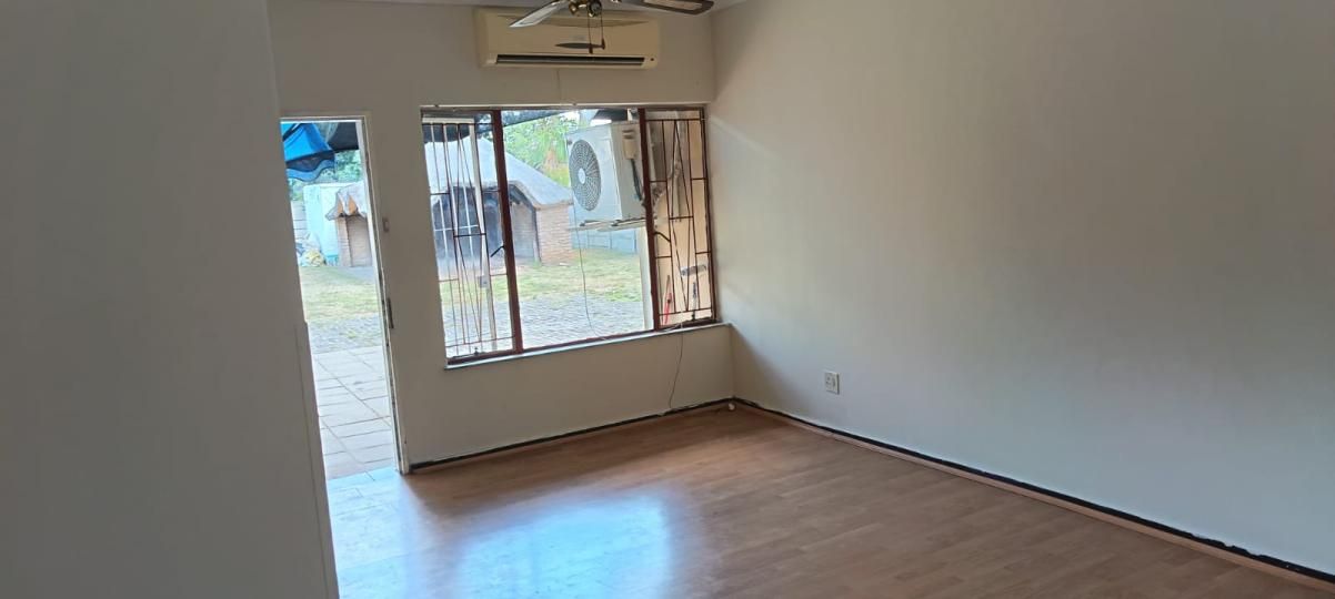 Photo 6 of 22
