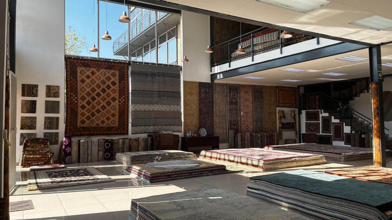 Photo of Commercial Property to let in Hoogland, Randburg