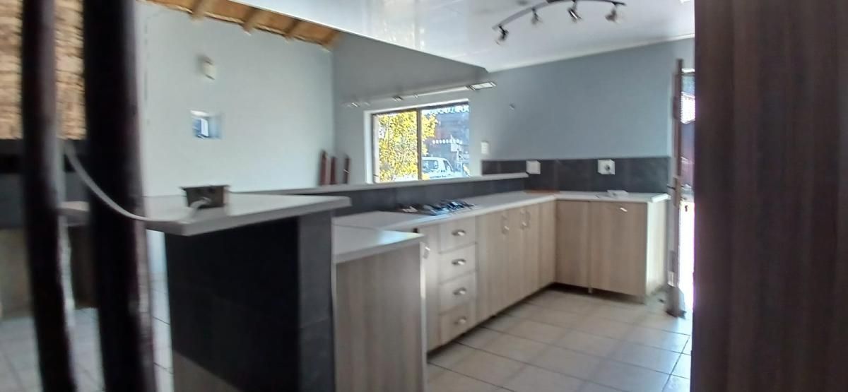 Photo of 3 Bedroom house to rent in Evander, Secunda