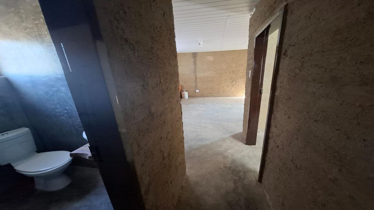 Photo 10 of 15