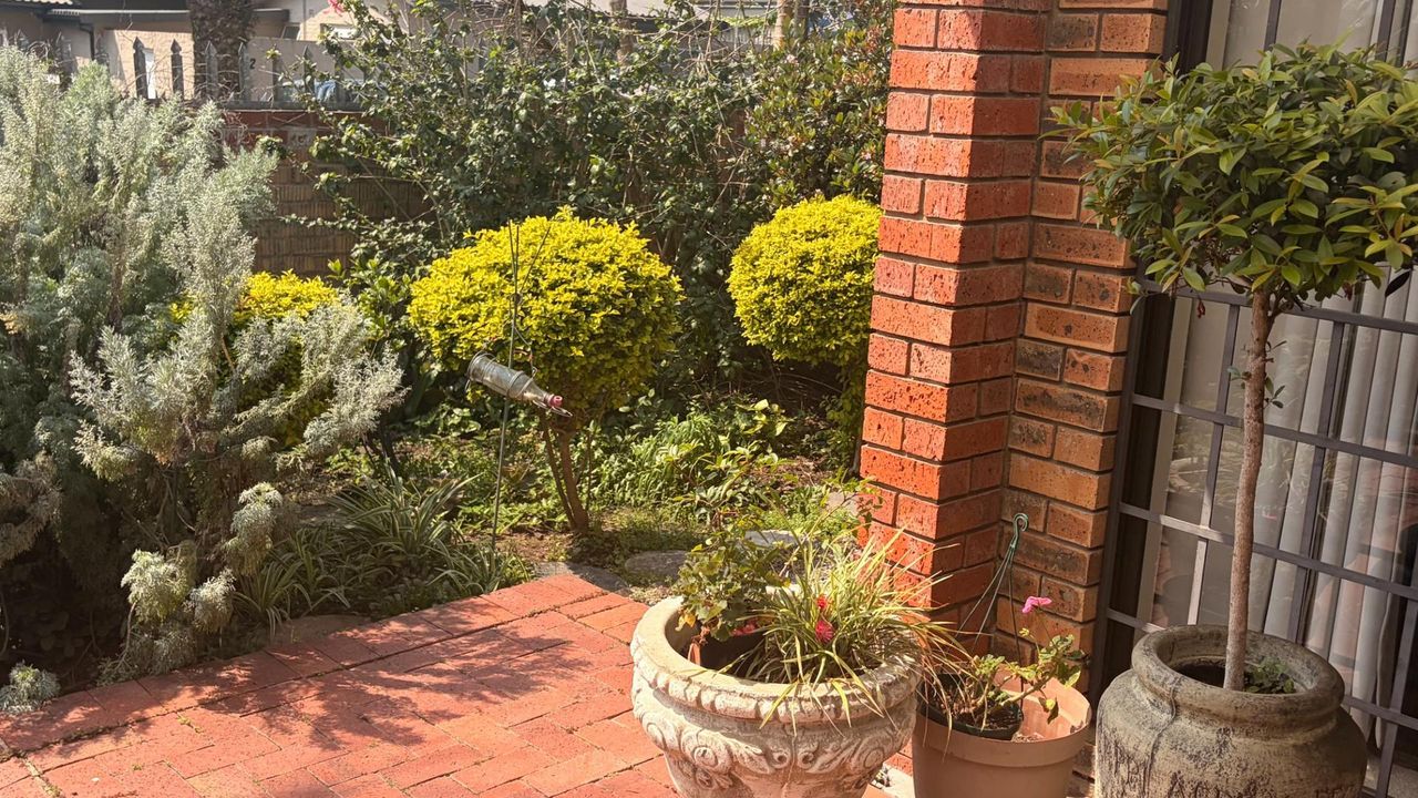 Photo 6 of 19