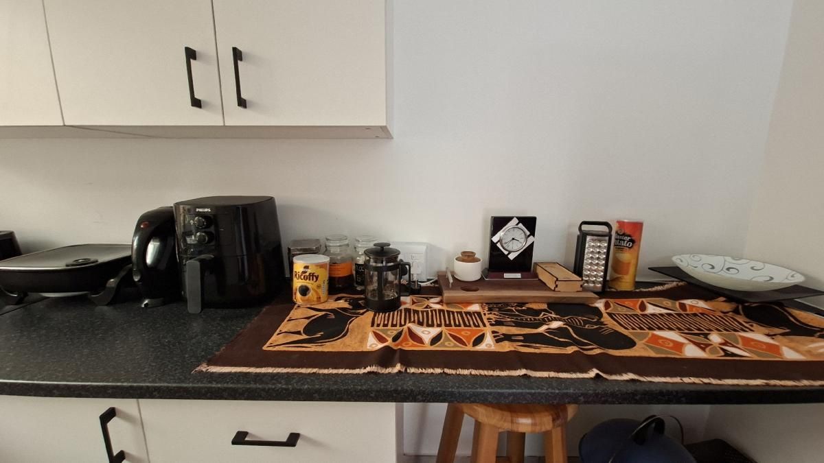 Photo 5 of 12
