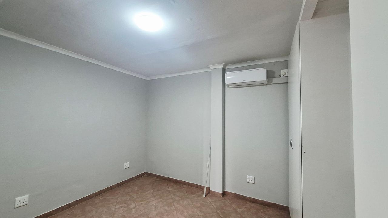 Photo 8 of 12
