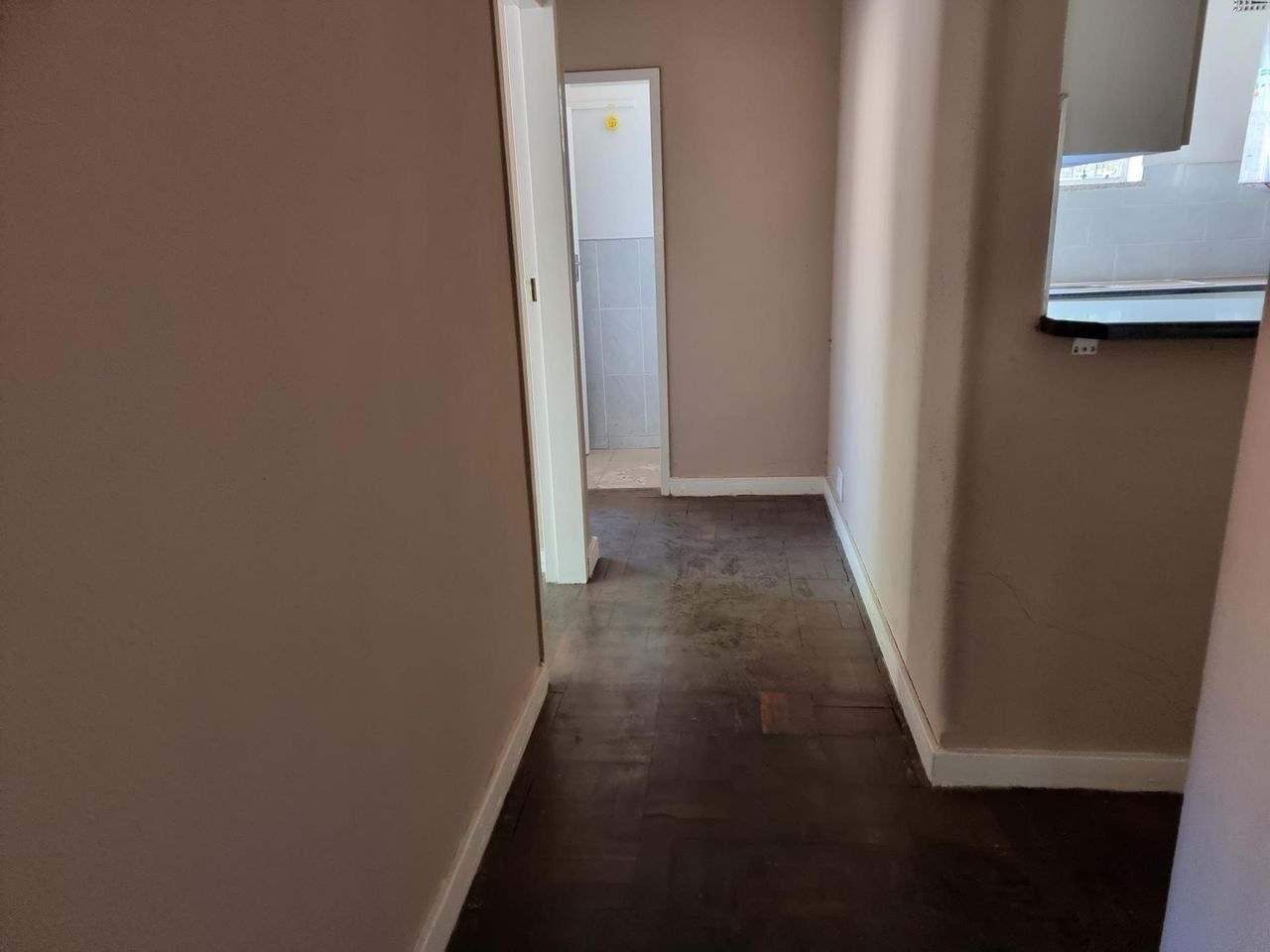 Photo 14 of 17