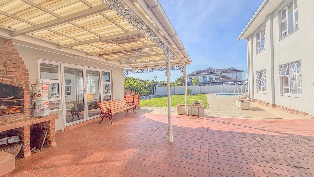 Photo of 3 Bedroom house to rent in Blue Bend, East London