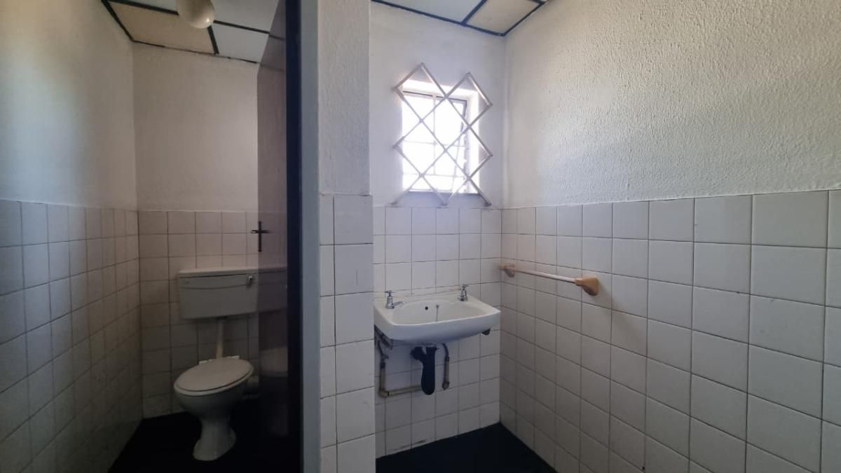 Photo 19 of 20