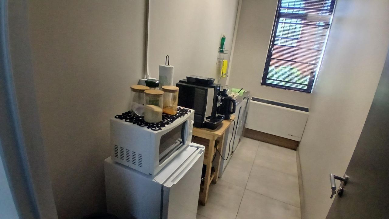 Photo 5 of 14