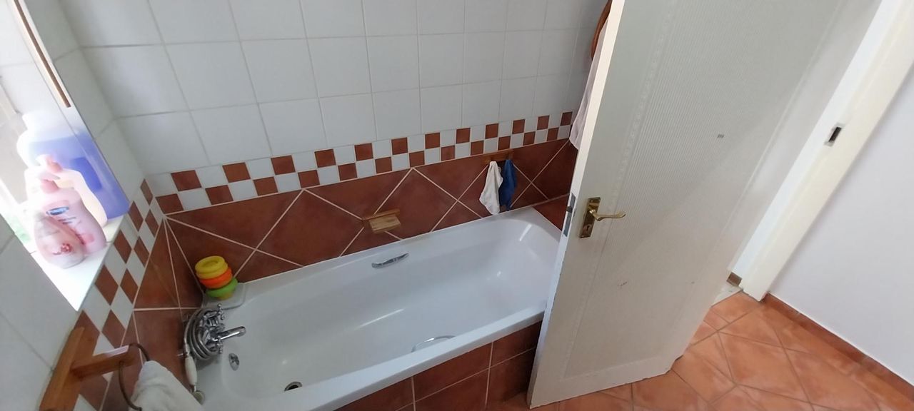Photo 13 of 21