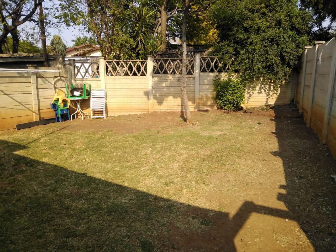 Photo 13 of 14
