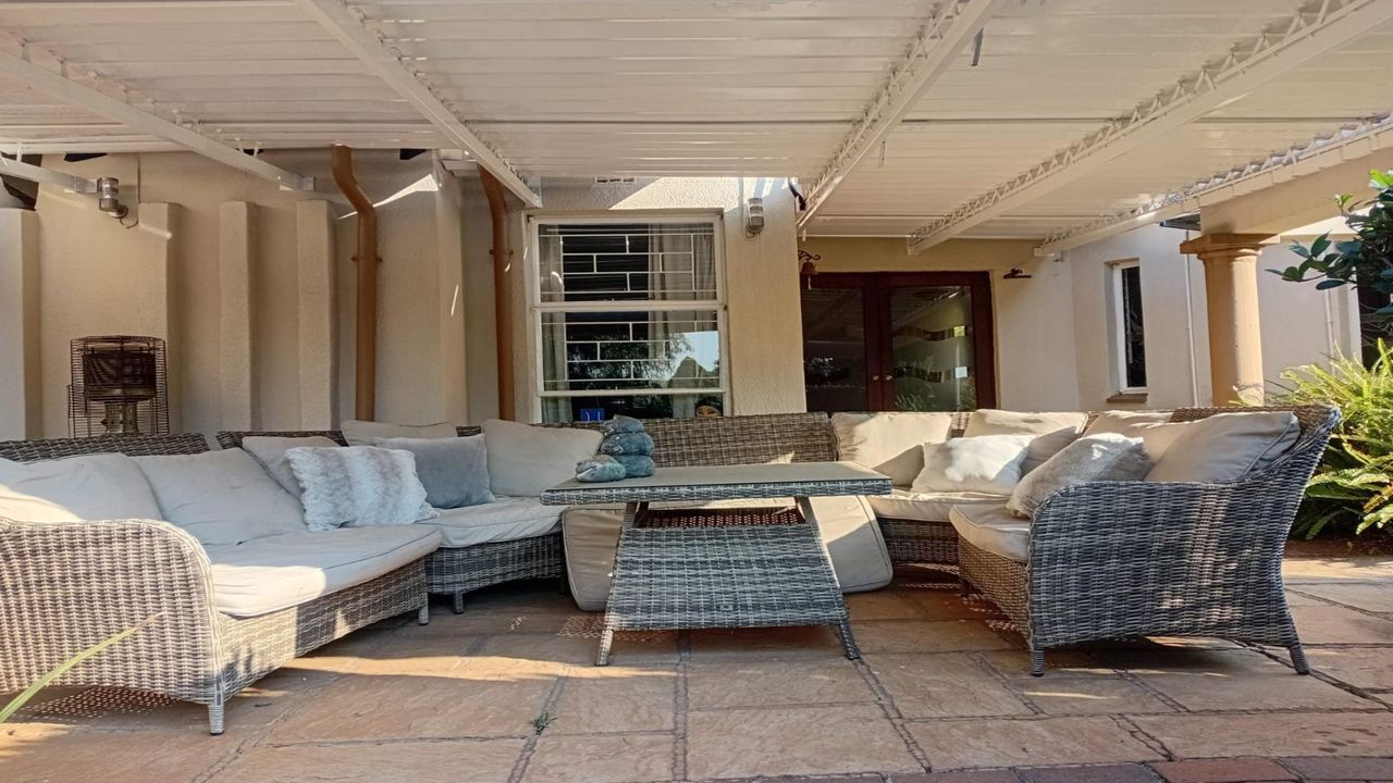 Photo of 4 Bedroom house for sale in Weltevreden Park, Roodepoort