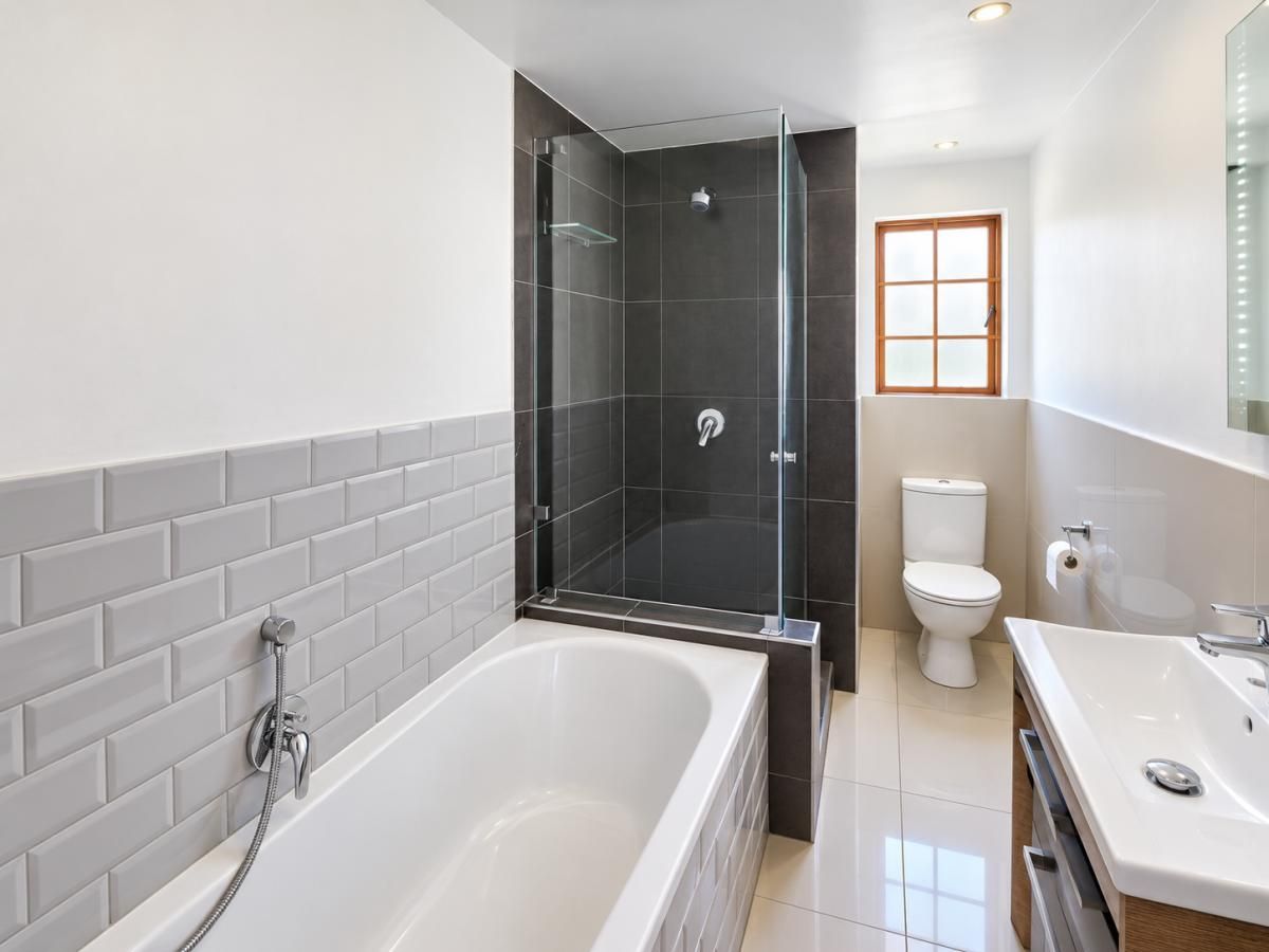 Photo 14 of 20