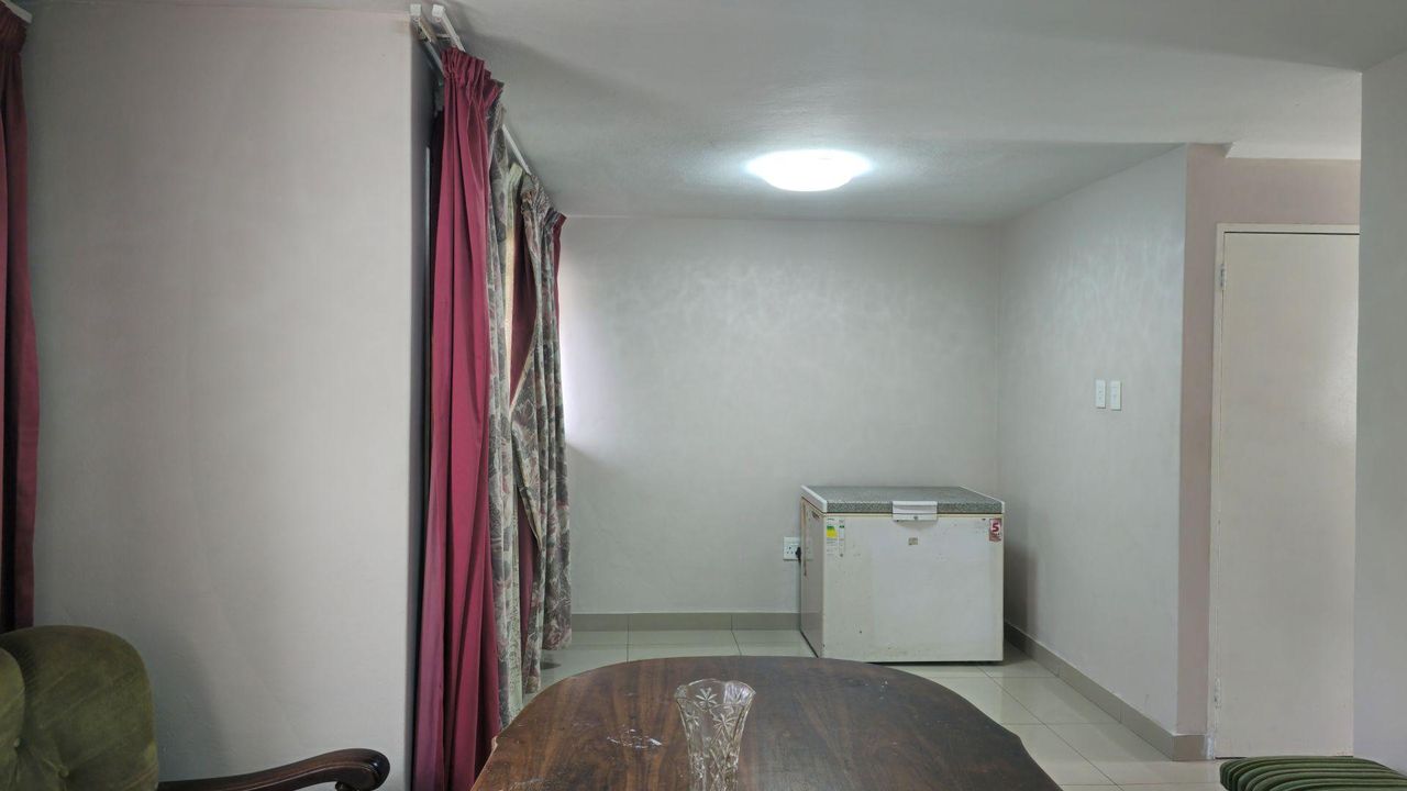 Photo 12 of 27