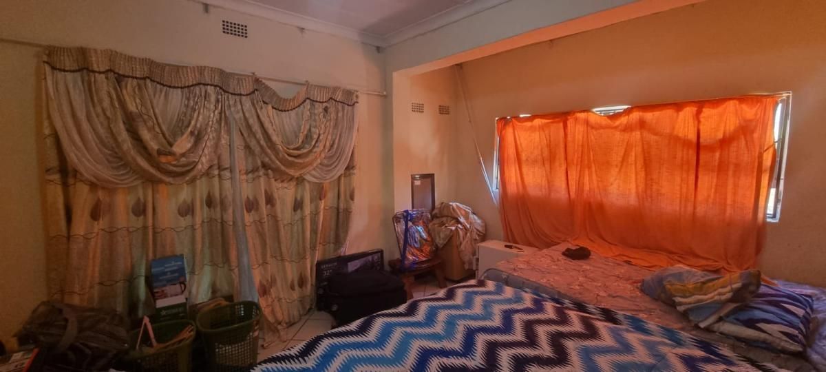 Photo 19 of 21