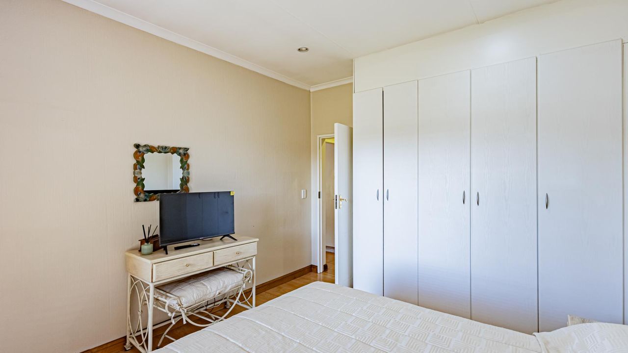Photo of 3 Bedroom cluster sold in North Riding, Randburg