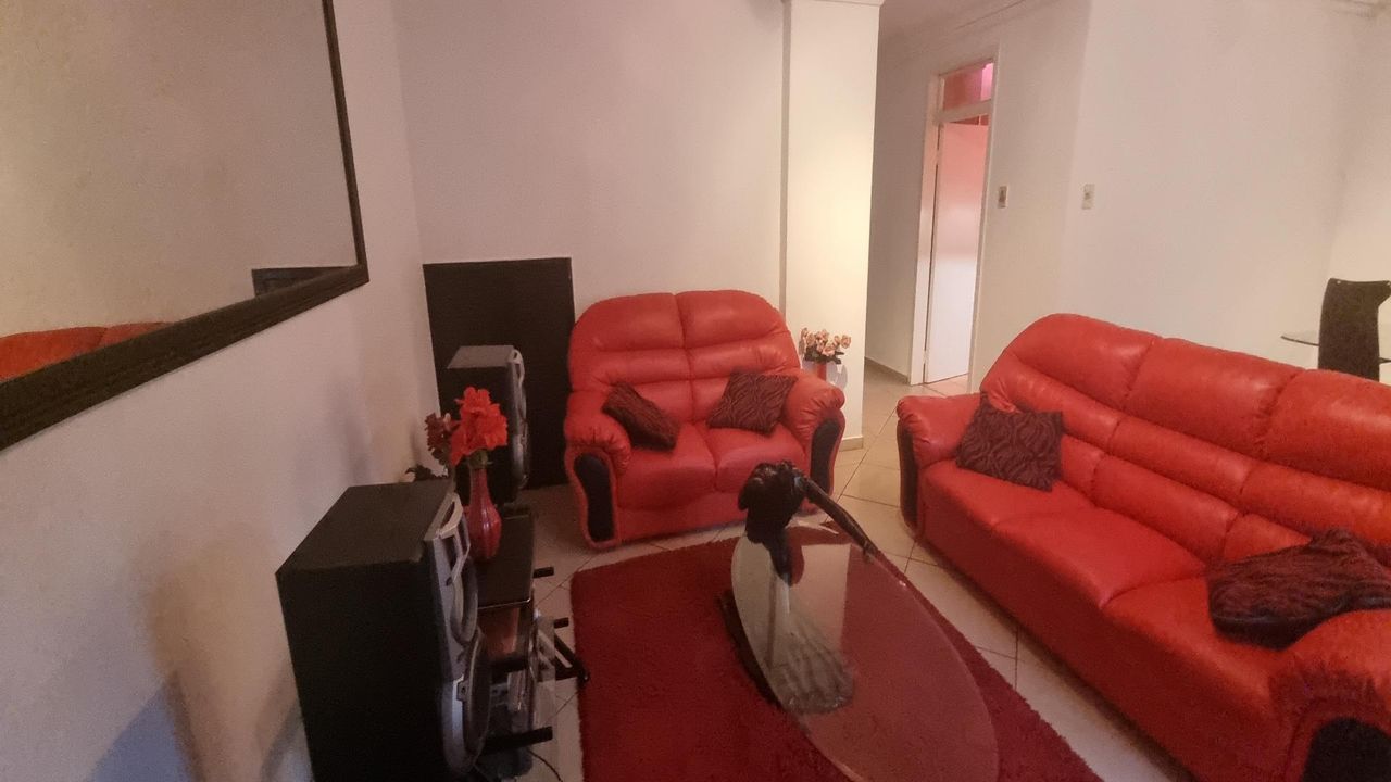 Photo 4 of 37