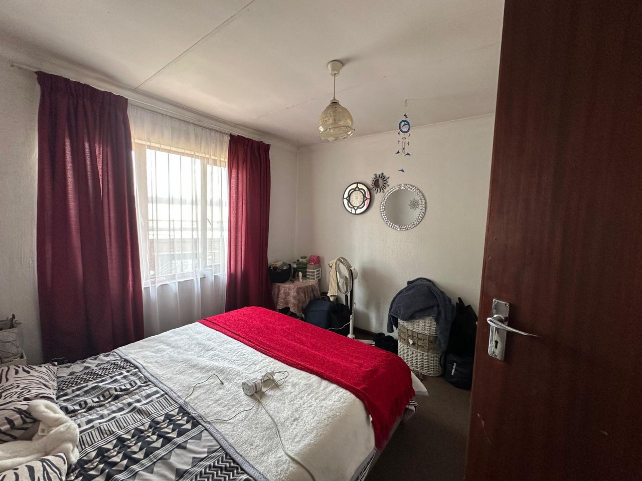 Photo 14 of 21