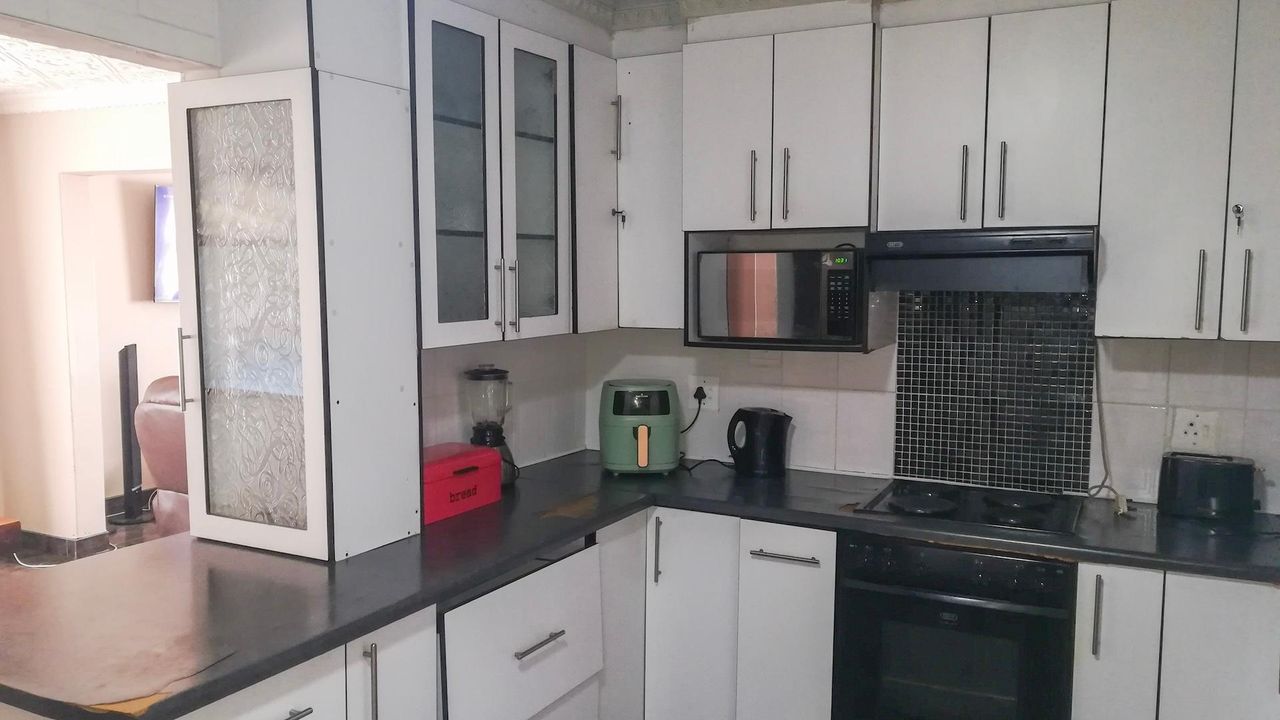 Photo 6 of 13