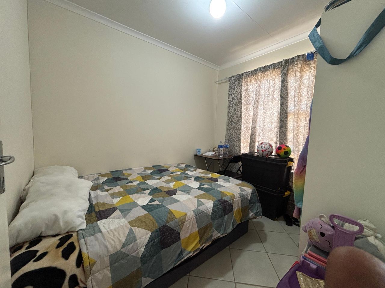 Photo 16 of 22