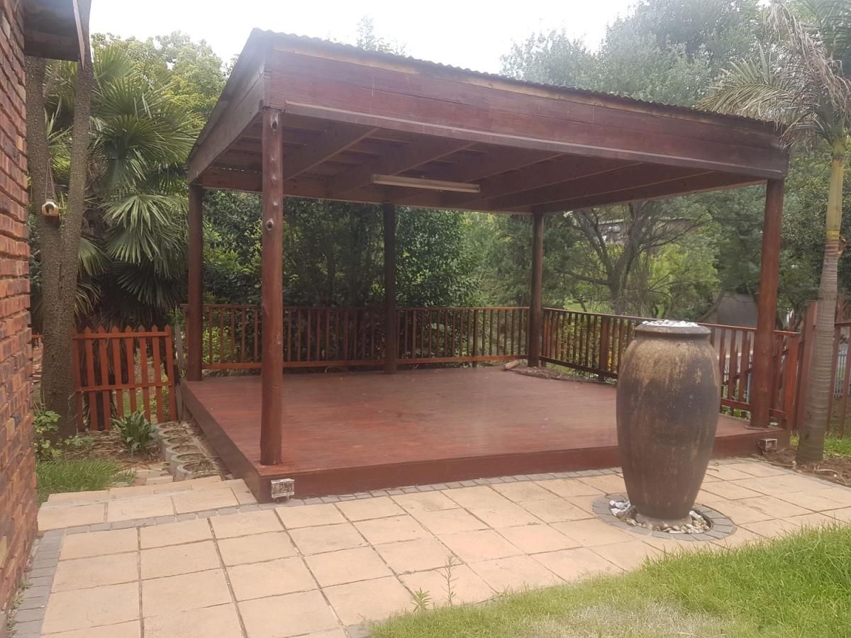 Photo 20 of 26