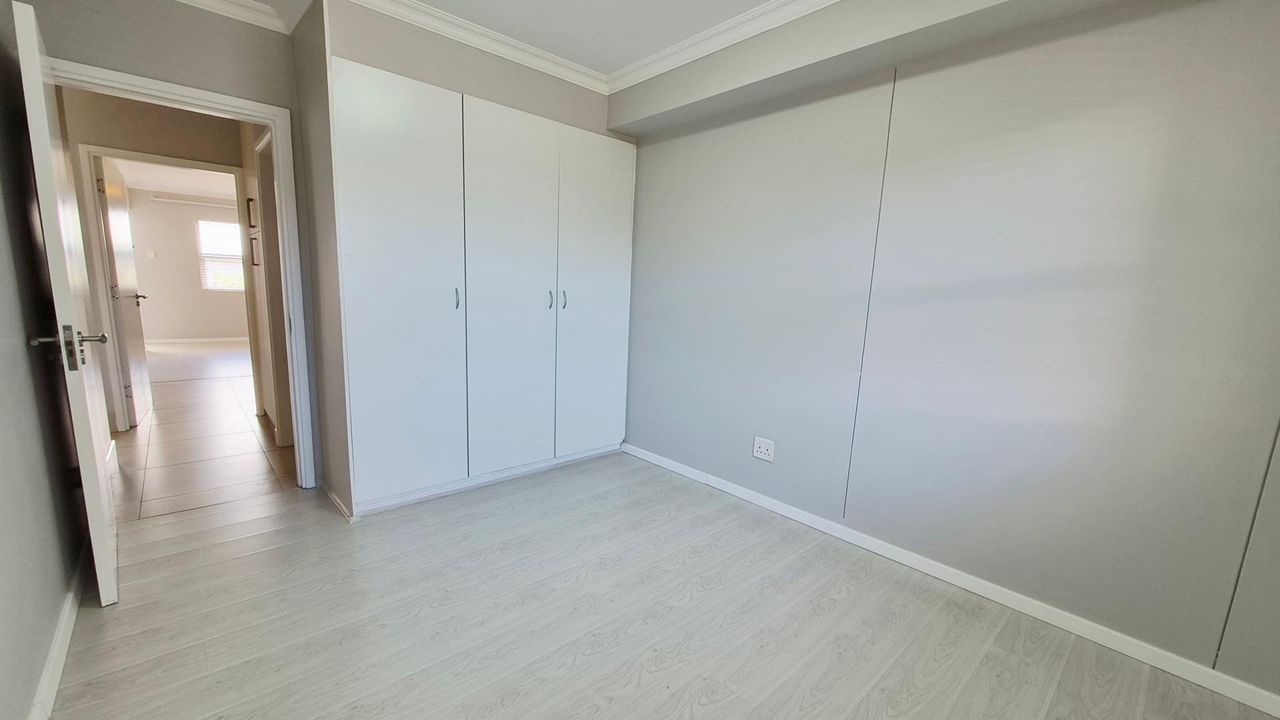 Photo 22 of 29