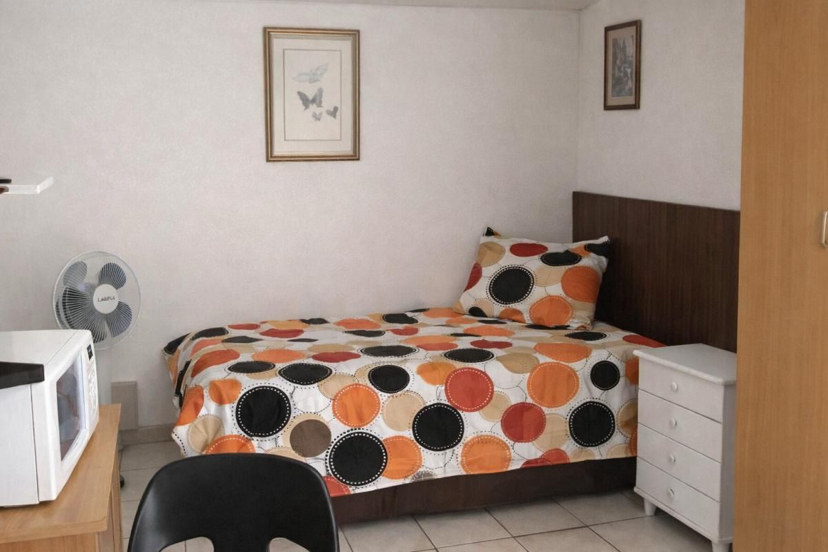 Photo of 30 Bedroom guest house for sale in Germiston South