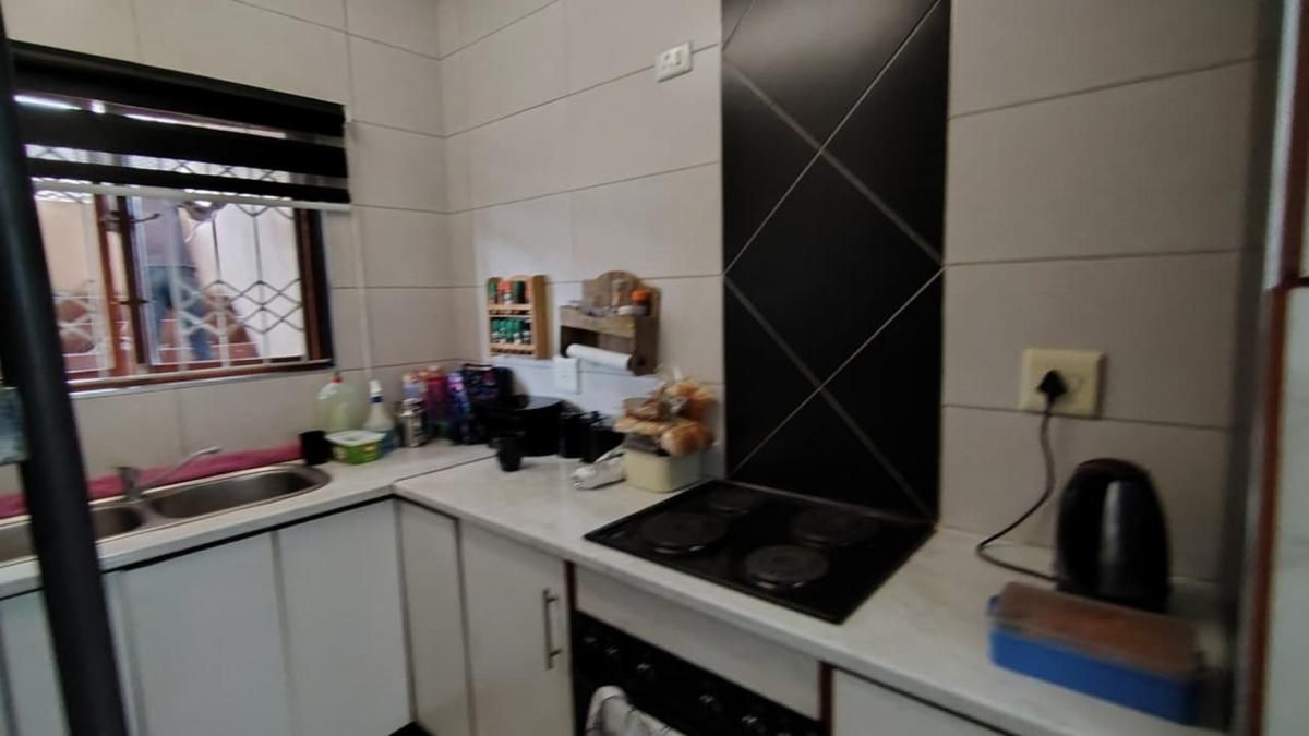 Photo 6 of 19