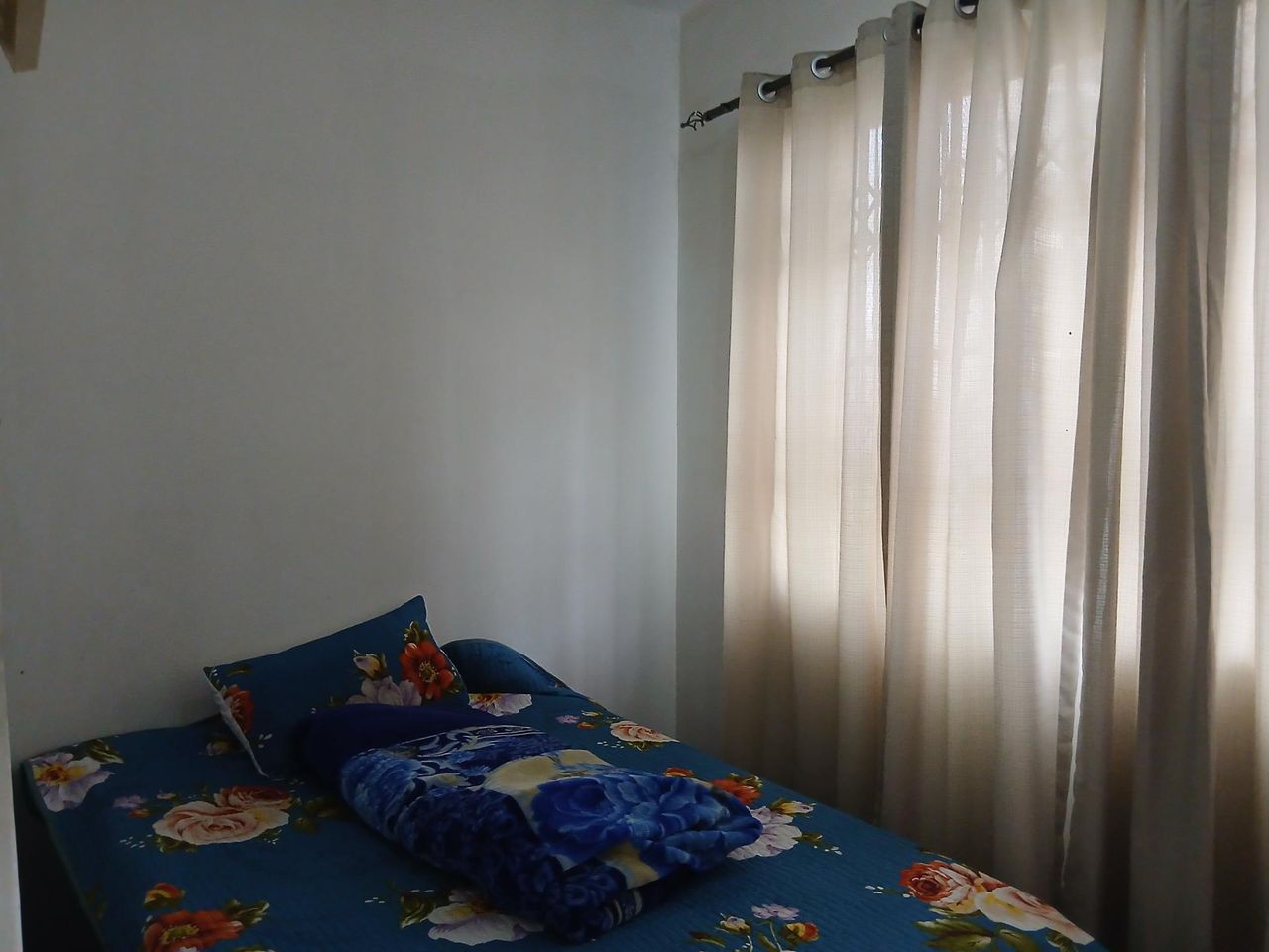 Photo 9 of 13