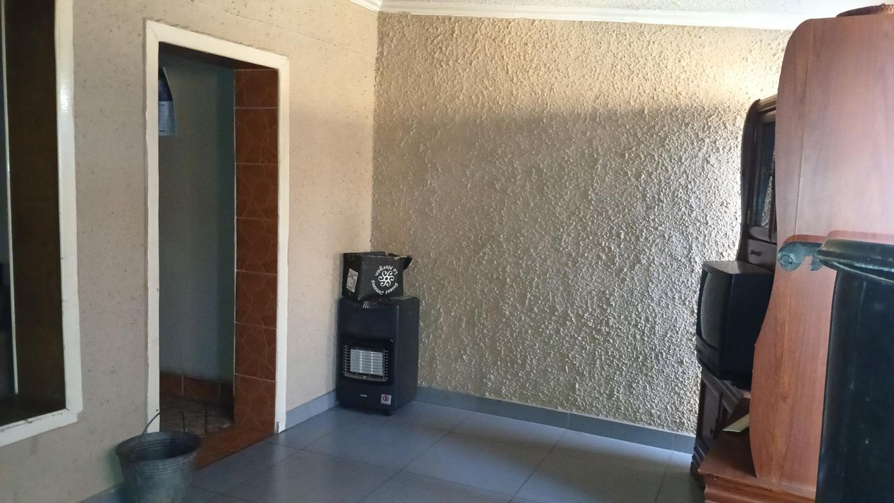 Photo 5 of 14