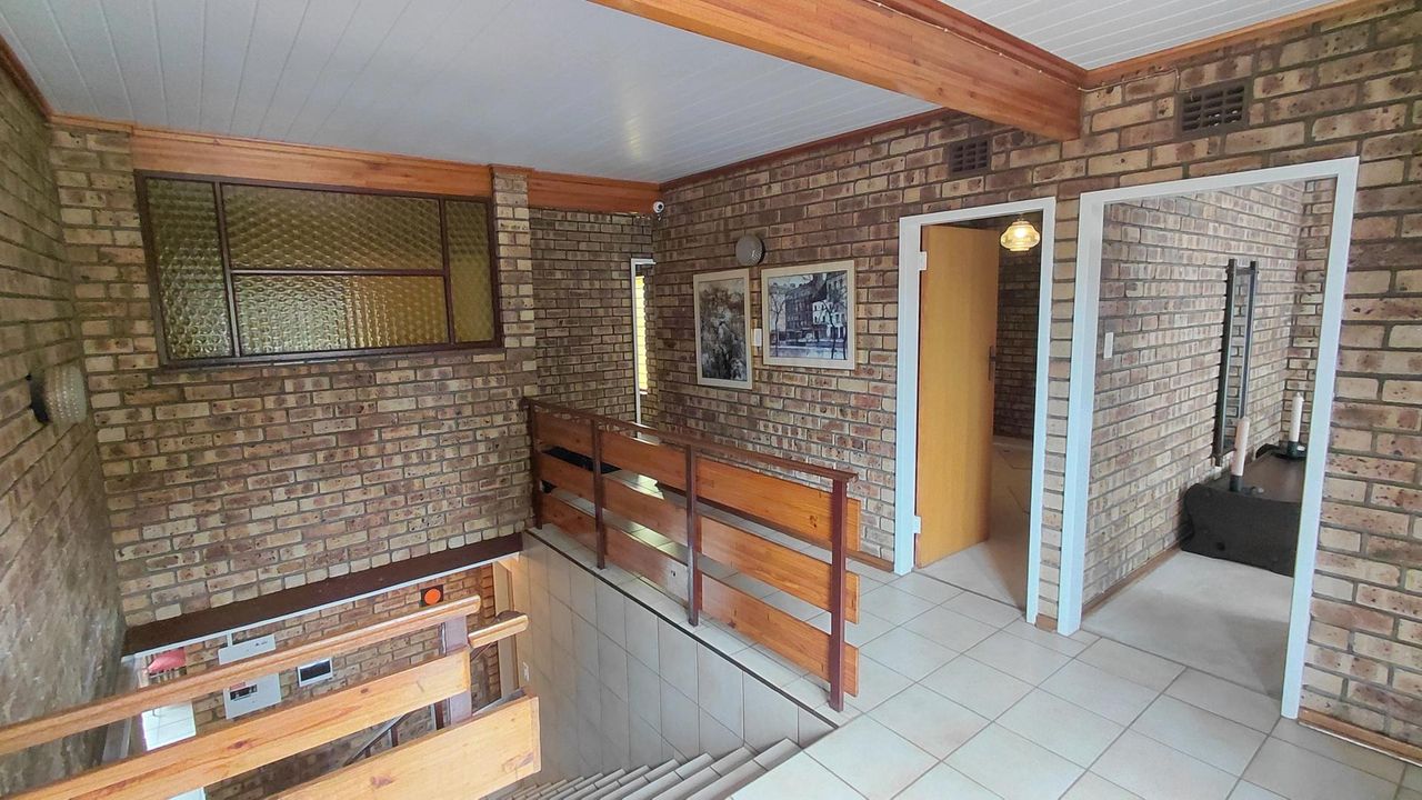 Photo 19 of 55