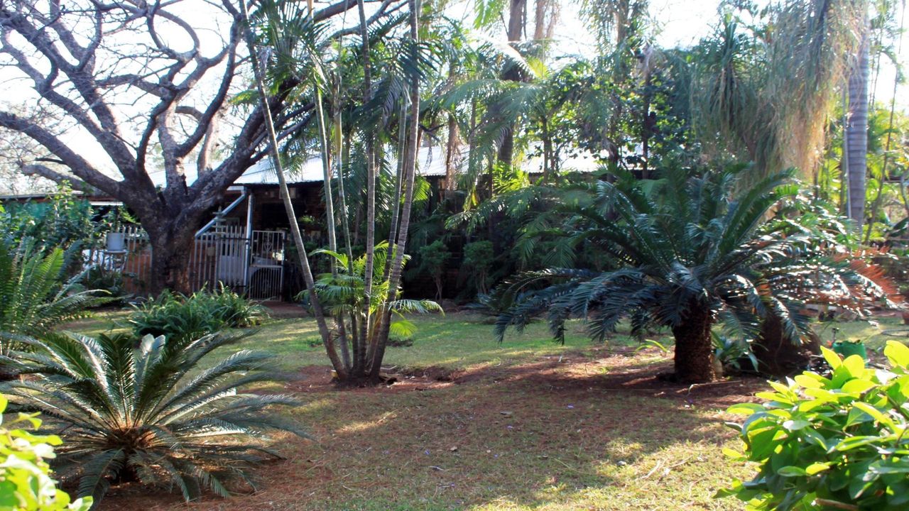 Photo 4 of 53