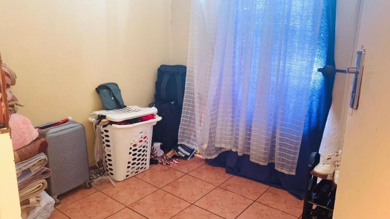 Photo 13 of 15