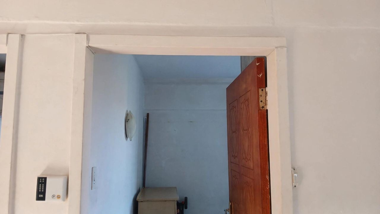 Photo 8 of 19