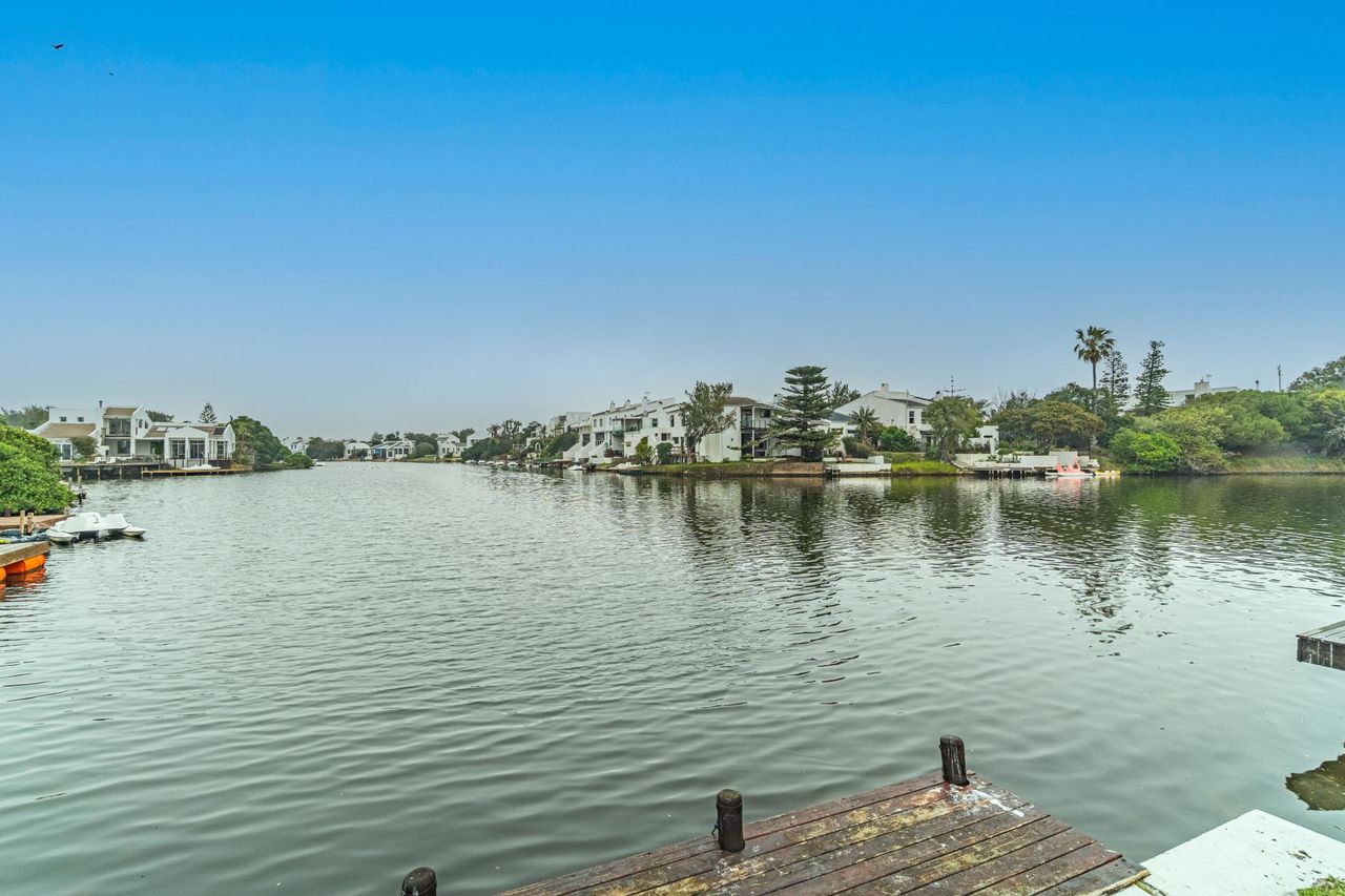 Photo of 3 Bedroom apartment for sale in Marina Da Gama, Cape Town