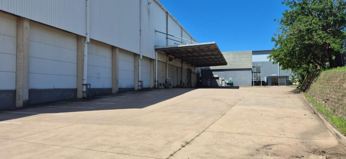 Photo of Industrial to let in Cornubia