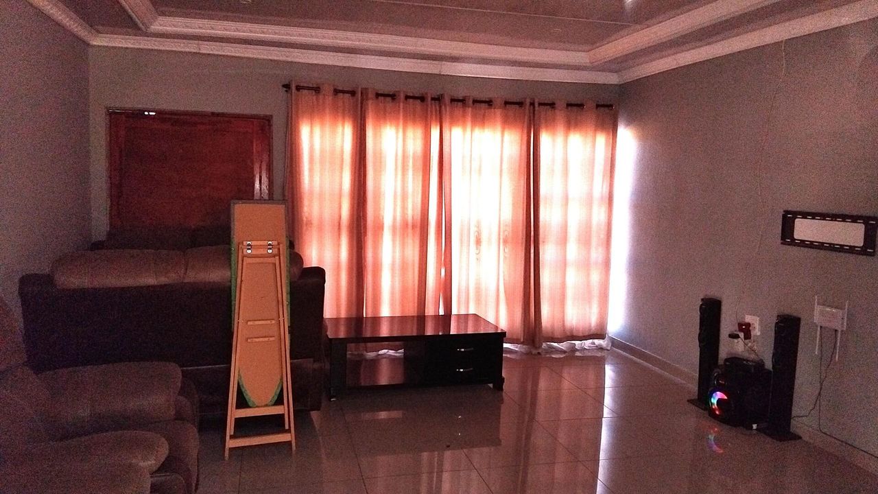 Photo 9 of 25
