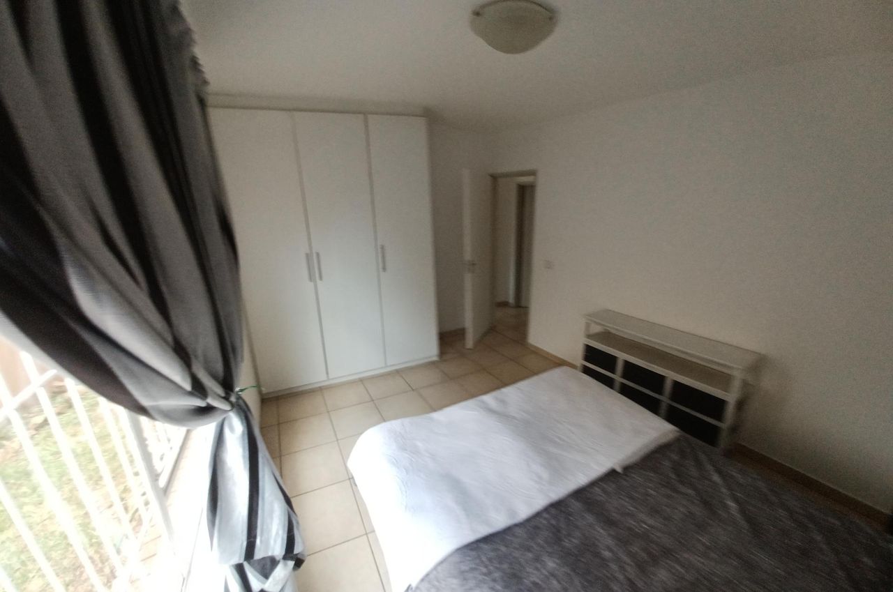 Photo 6 of 30