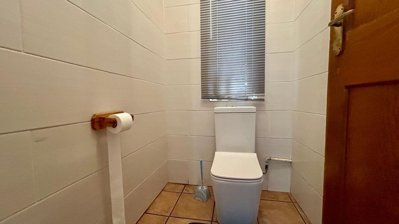 Photo 22 of 31