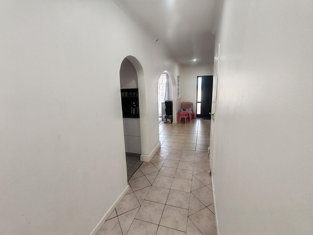 Photo 14 of 20