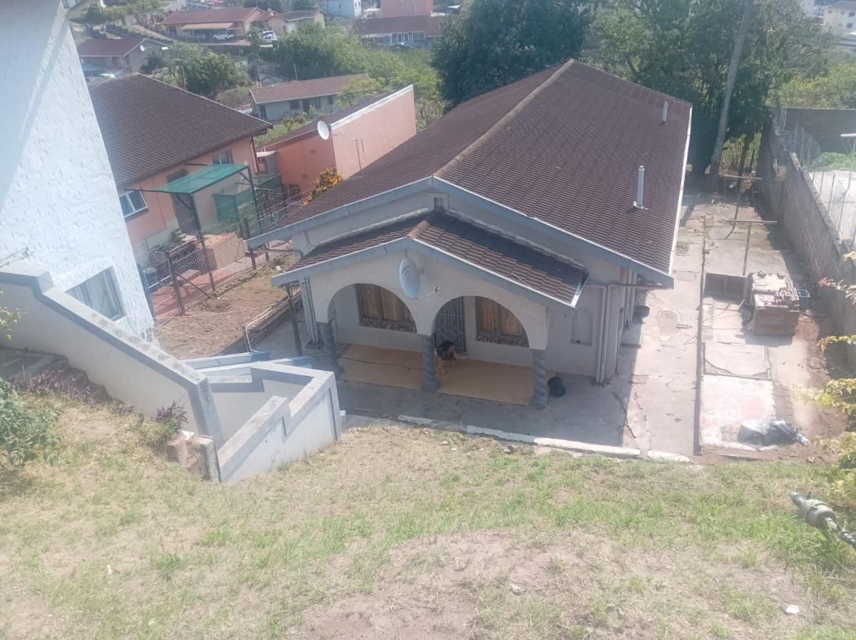 Photo 2 of 15