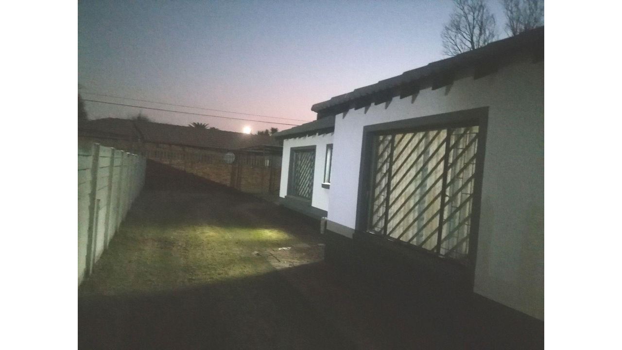 Photo of 3 Bedroom house for sale in Dersley, Springs