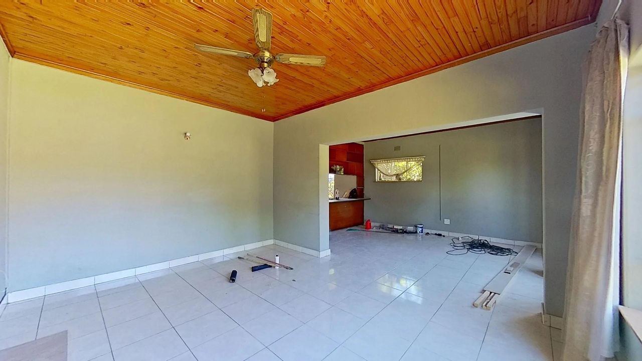 Photo 3 of 30