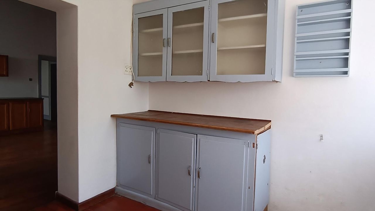 Photo 15 of 47