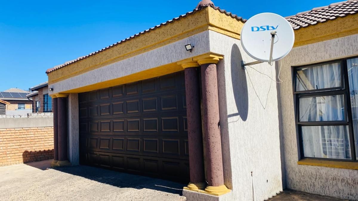 3 Bedroom house for sale in Duvha Park, Witbank