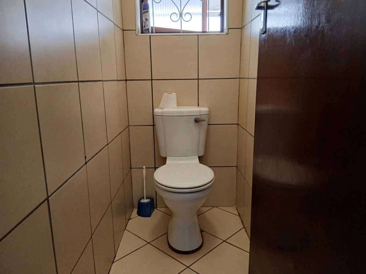 Photo 11 of 29