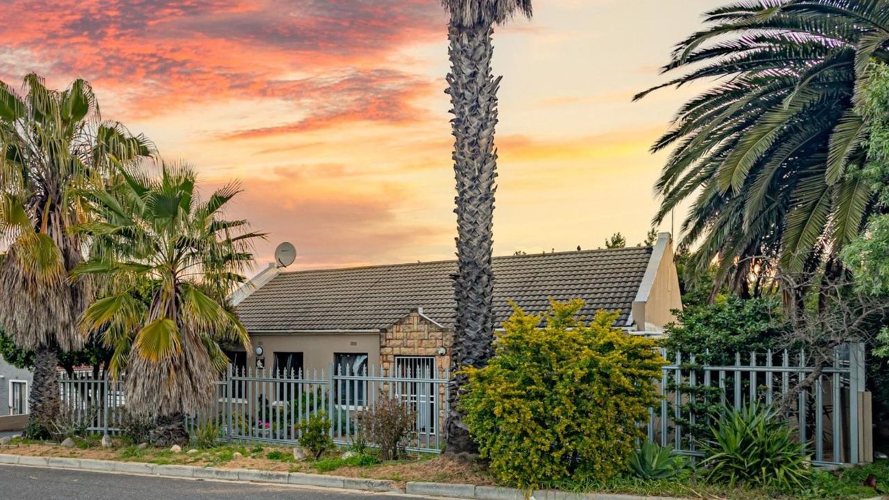 Photo of 3 Bedroom house for sale in Hoogstede, Brackenfell