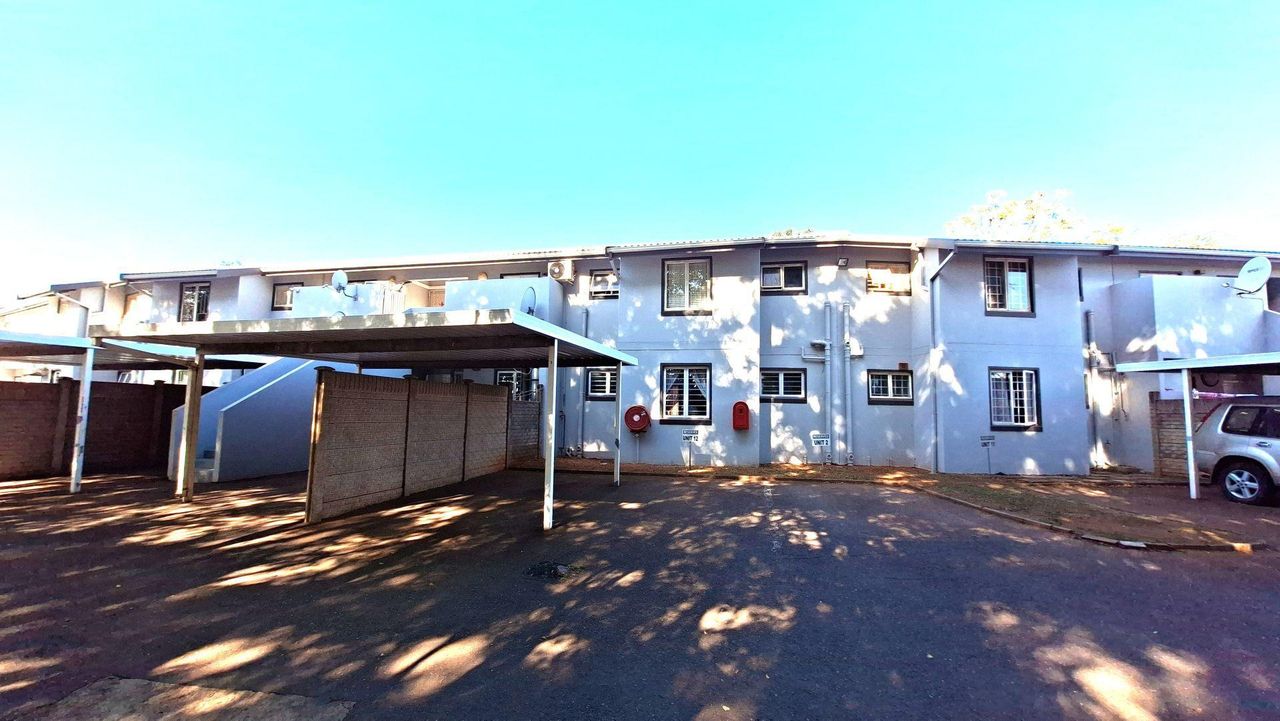 Photo 2 of 25
