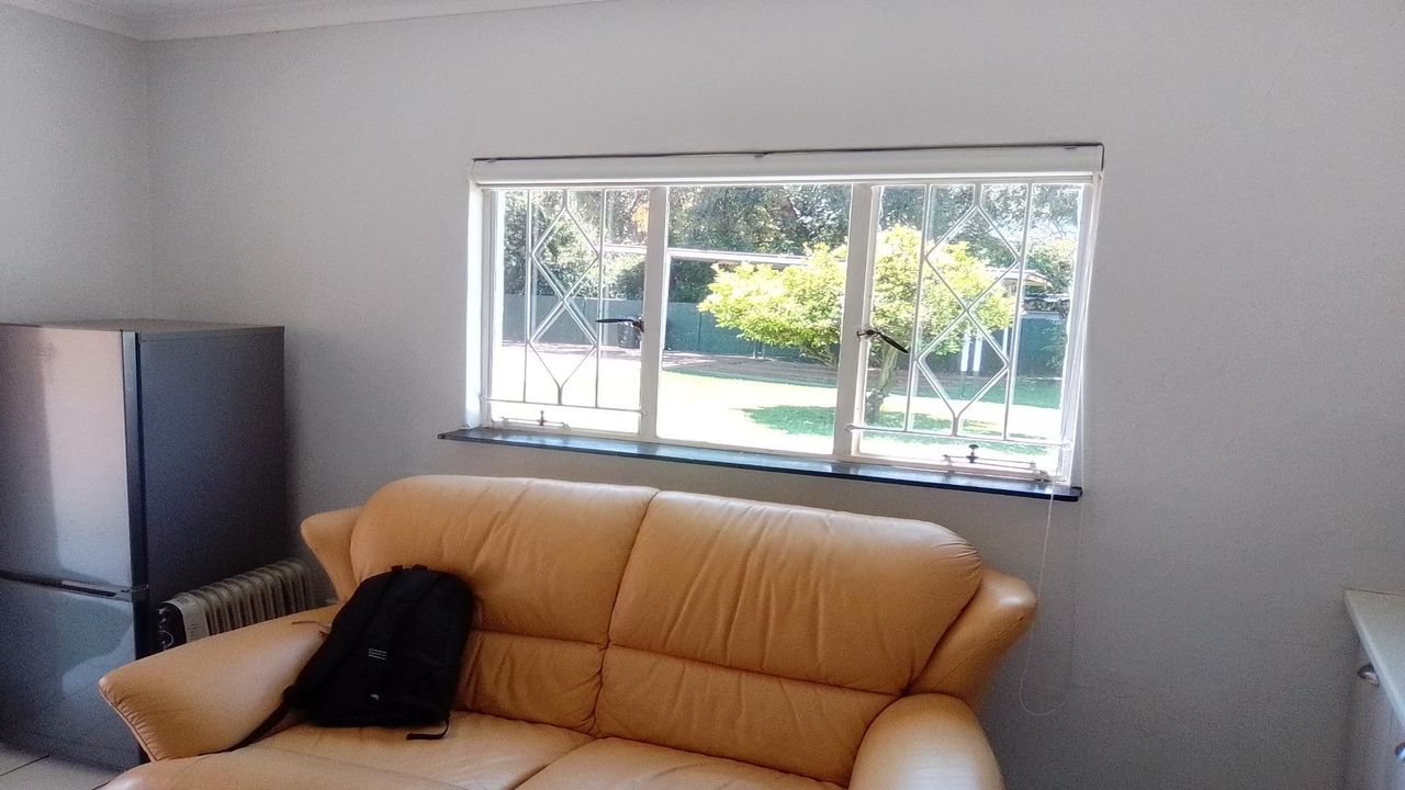 Photo 7 of 12